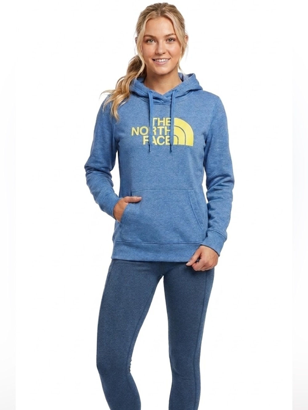 The North Face Heritage Logo Kangaroo Pocket Performance Hoodie Women’s Medium